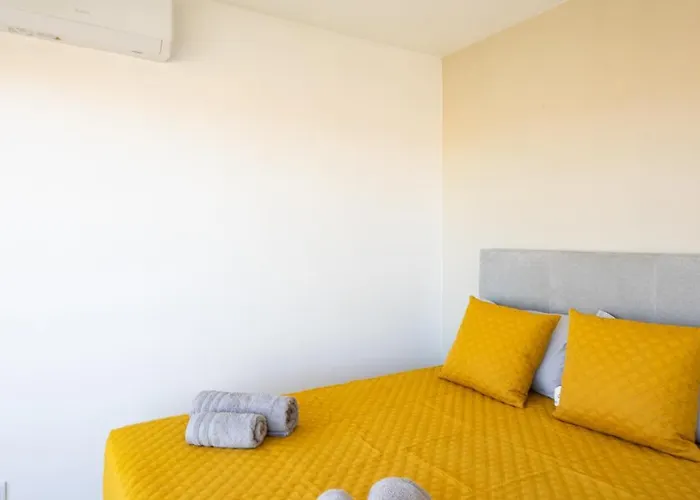 Torre - Free Parking - Swimming Pool - Sea View - By Bedzy Apartamento Portimão