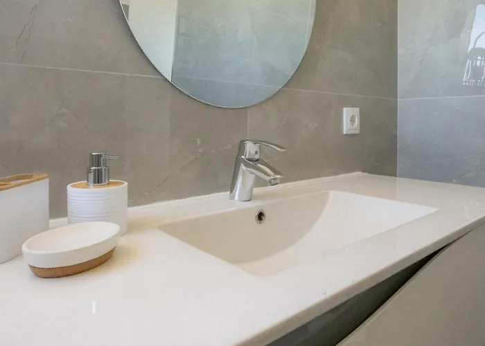 Torre - Free Parking - Swimming Pool - Sea View - By Bedzy Apartamento *