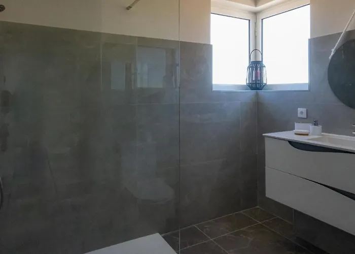 Appartement Torre - Free Parking - Swimming Pool - Sea View - By Bedzy Portimão